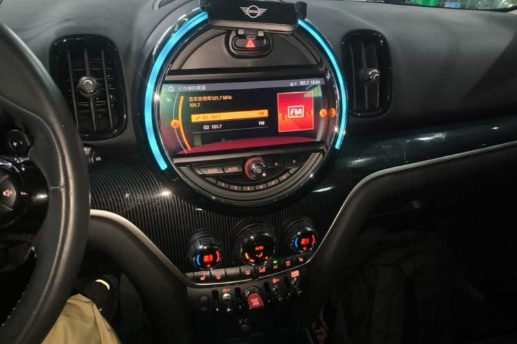 Used MINI Countryman 2019 2.0T COOPER S ALL4 Artist Audio And AC Panel