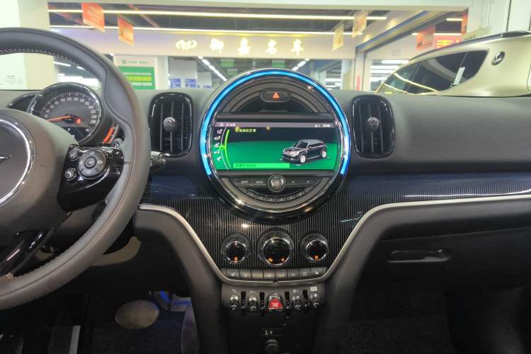 Used MINI Countryman 2019 2.0T COOPER S ALL4 Artist Audio And AC Panel