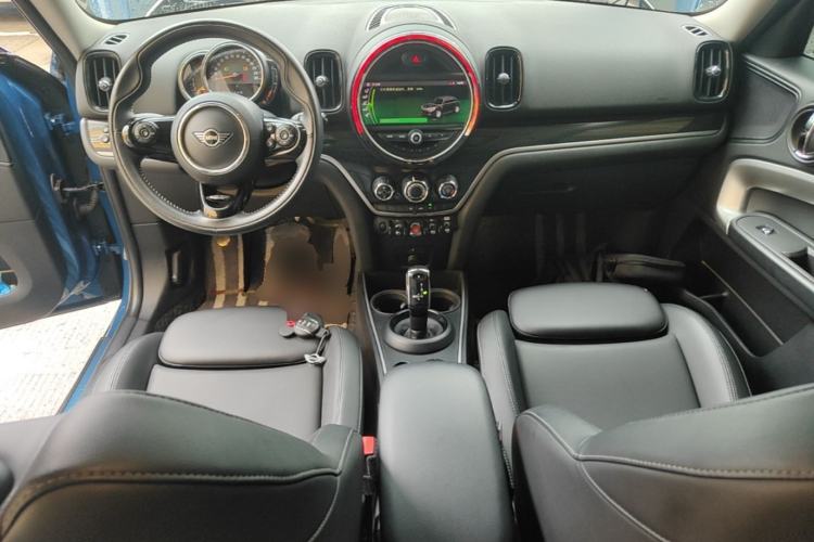 Used MINI Countryman 2019 1.5T COOPER Artist Weekend Travel Edition Center Console