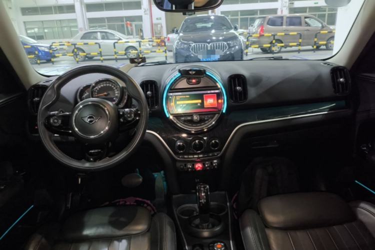 Used MINI Countryman 2019 2.0T COOPER S ALL4 Artist Center Console