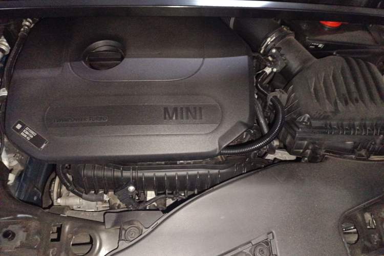 Used MINI Countryman 2019 1.5T COOPER Classic Weekend Edition Engine Bay