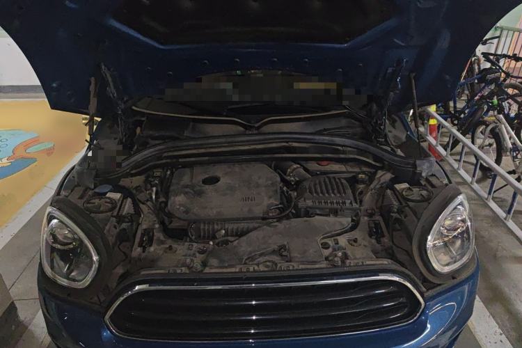 Used MINI Countryman 2019 1.5T COOPER Artist Weekend Travel Edition Engine Bay