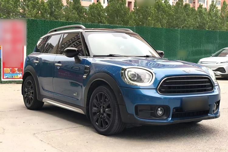 Used MINI Countryman 2019 1.5T COOPER ALL4 Artist Weekend Travel Edition Exterior 1