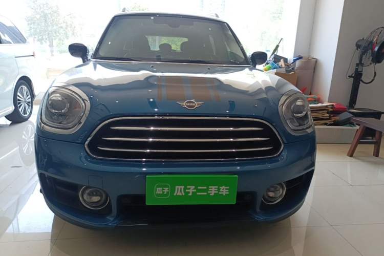 Used MINI Countryman 2019 1.5T COOPER ALL4 Artist Weekend Travel Edition Front
