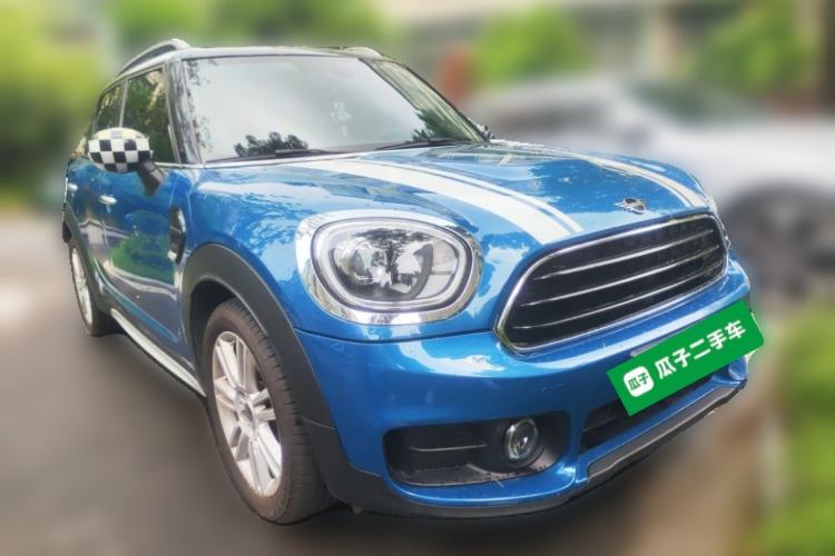 Used MINI Countryman 2019 1.5T COOPER Artist Weekend Travel Edition Front Right 45 Deg