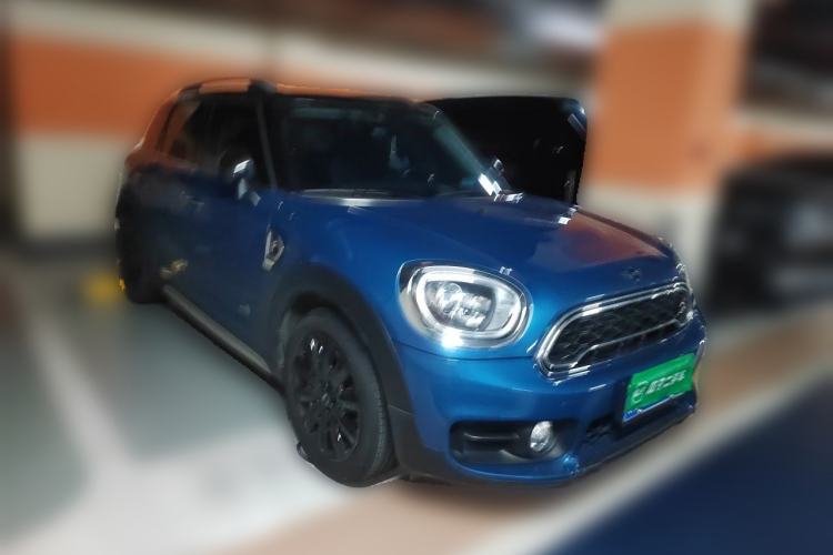 Used MINI Countryman 2019 2.0T COOPER S ALL4 Classic Edition Front Right 45 Deg