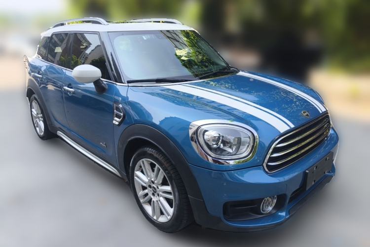 Used MINI Countryman 2019 1.5T COOPER ALL4 Artist Weekend Travel Edition Front Right 45 Deg