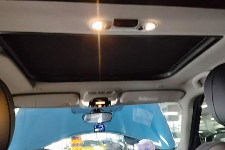 Used MINI Countryman 2019 1.5T COOPER ALL4 Artist Weekend Travel Edition Headliner