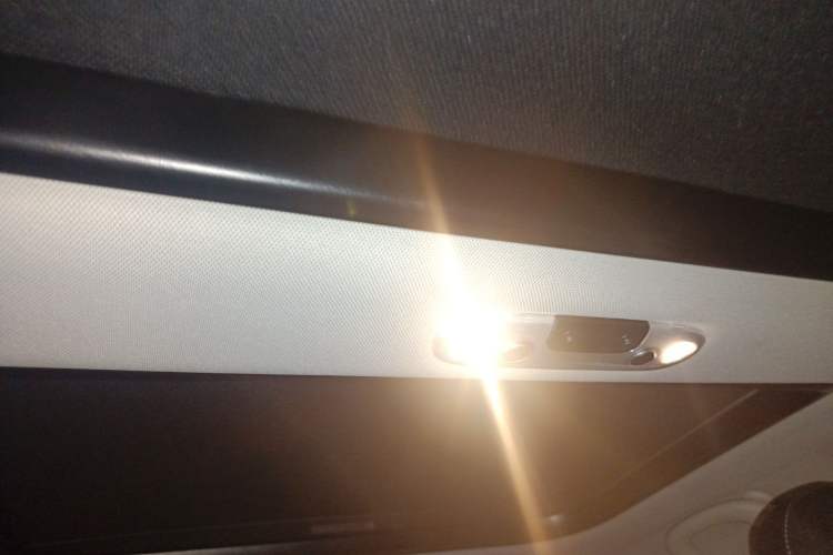 Used MINI Countryman 2019 1.5T COOPER Classic Weekend Edition Headliner