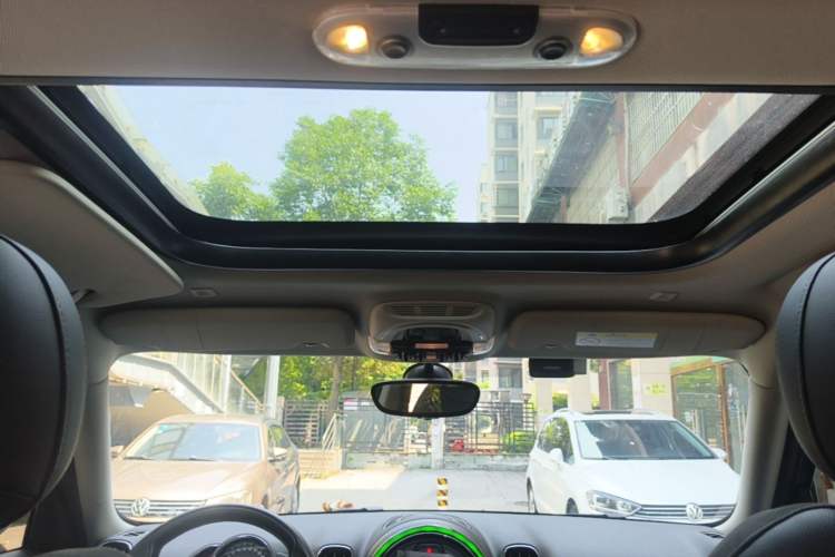 Used MINI Countryman 2019 1.5T COOPER ALL4 Artist Weekend Travel Edition Headliner