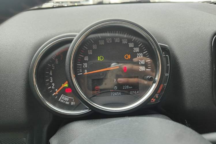 Used MINI Countryman 2019 1.5T COOPER Artist Weekend Travel Edition Instrument Cluster