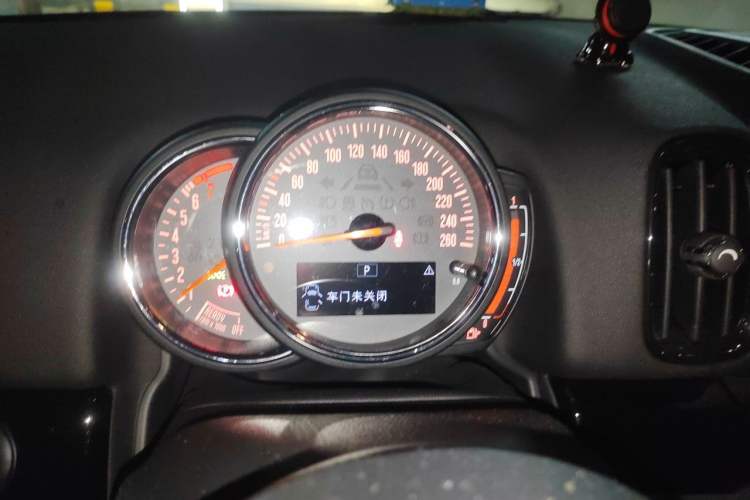 Used MINI Countryman 2019 2.0T COOPER S ALL4 Classic Edition Instrument Cluster