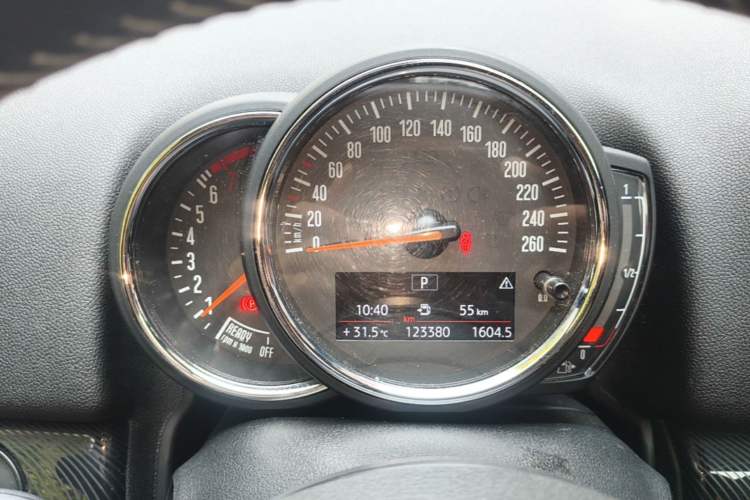 Used MINI Countryman 2019 1.5T COOPER ALL4 Artist Weekend Travel Edition Instrument Cluster