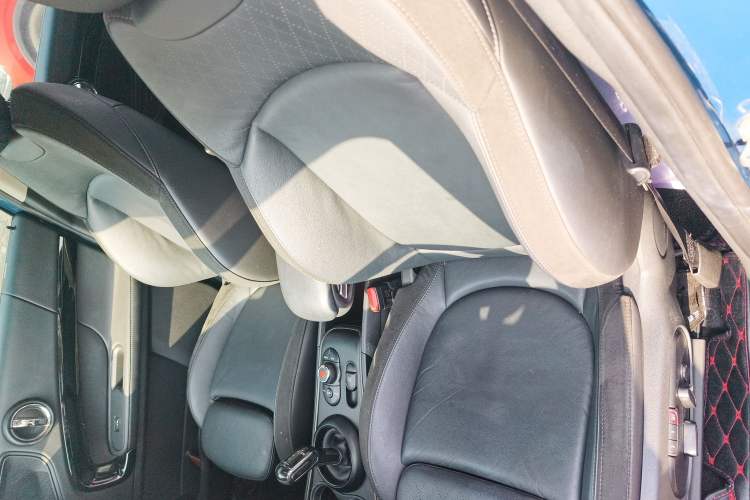 Used MINI Countryman 2019 2.0T COOPER S ALL4 Classic Edition Left Front Seat