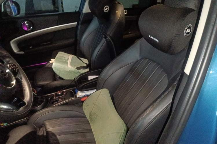 Used MINI Countryman 2019 2.0T COOPER S ALL4 Artist Left Front Seat