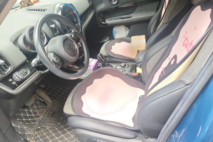 Used MINI Countryman 2019 1.5T COOPER ALL4 Classic Weekend Travel Edition Left Front Seat