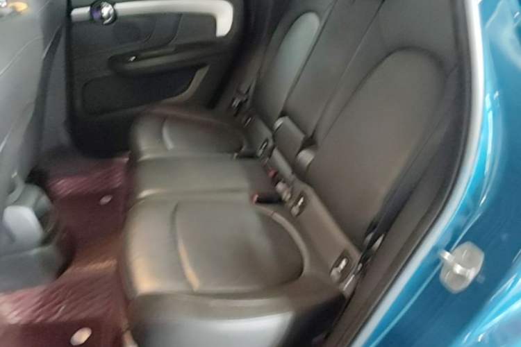Used MINI Countryman 2019 1.5T COOPER ALL4 Artist Weekend Travel Edition Left Rear Seat