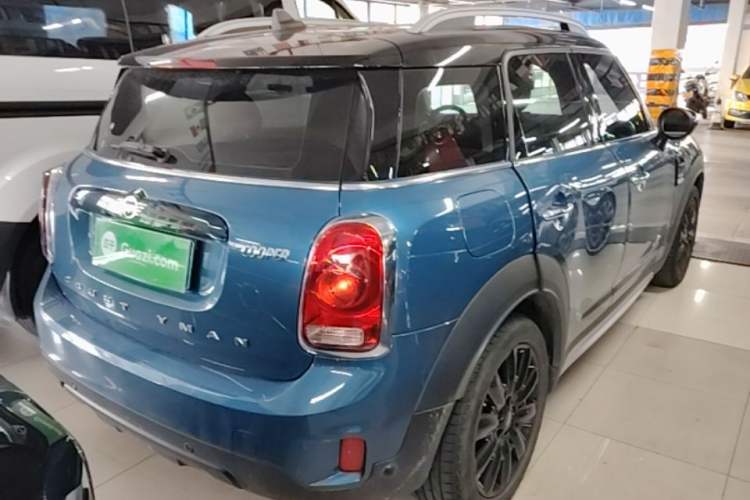 Used MINI Countryman 2019 1.5T COOPER ALL4 Artist Weekend Travel Edition Rear Right 45 Deg