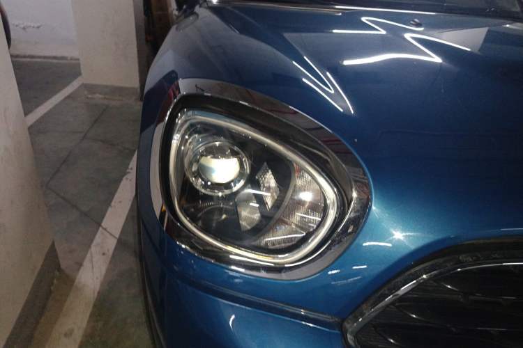 Used MINI Countryman 2019 1.5T COOPER Classic Weekend Edition Right Front Headlight