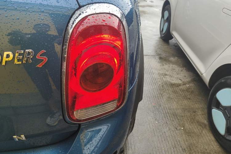 Used MINI Countryman 2019 1.5T COOPER Artist Weekend Travel Edition Right Rear Taillight