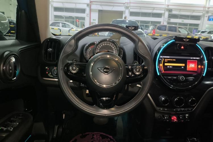 Used MINI Countryman 2019 2.0T COOPER S ALL4 Artist Steering Wheel