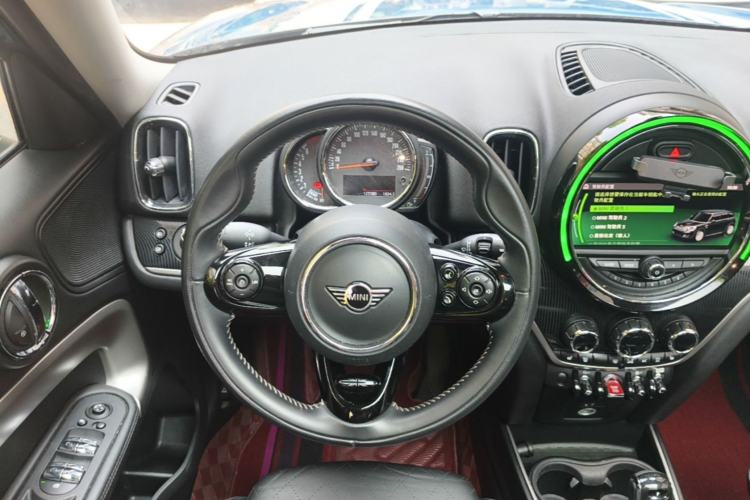 Used MINI Countryman 2019 1.5T COOPER ALL4 Artist Weekend Travel Edition Steering Wheel