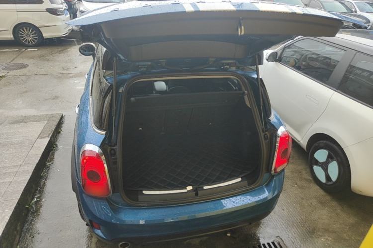 Used MINI Countryman 2019 1.5T COOPER Artist Weekend Travel Edition Trunk