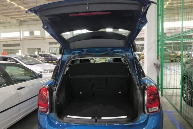 Used MINI Countryman 2019 2.0T COOPER S ALL4 Artist Trunk