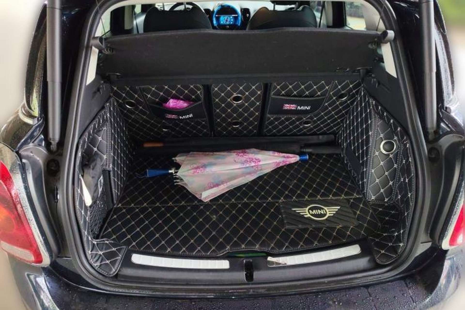 Used MINI Countryman 2019 1.5T COOPER Artist Weekend Travel Edition Trunk