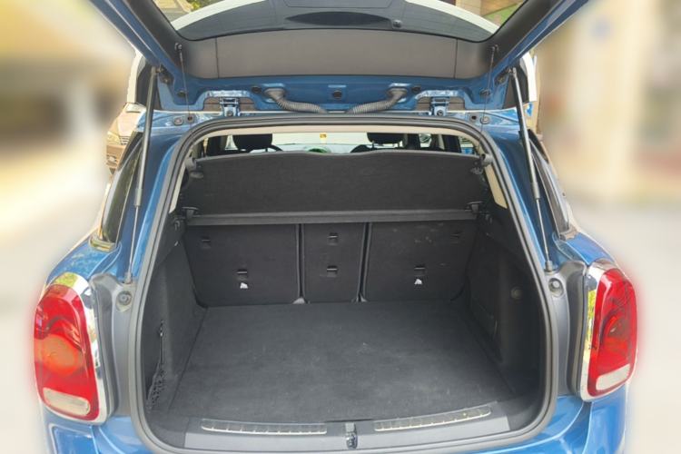 Used MINI Countryman 2019 1.5T COOPER ALL4 Artist Weekend Travel Edition Trunk