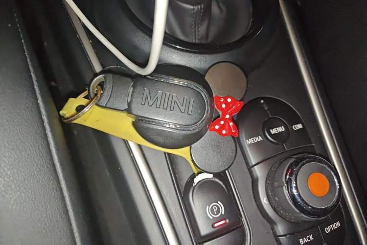 Used MINI Countryman 2019 1.5T COOPER Artist Weekend Travel Edition Vehicle Key