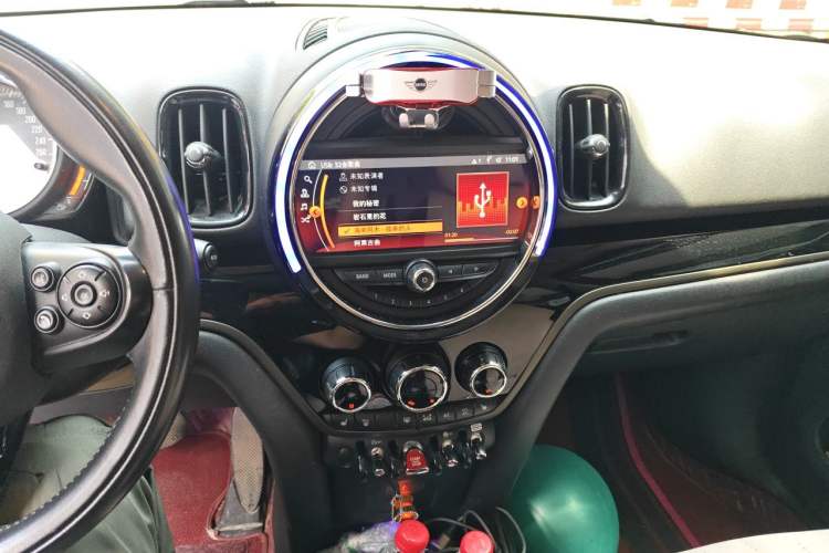 Used MINI Countryman 2019 1.5T COOPER Classic Weekend Edition Audio And AC Panel