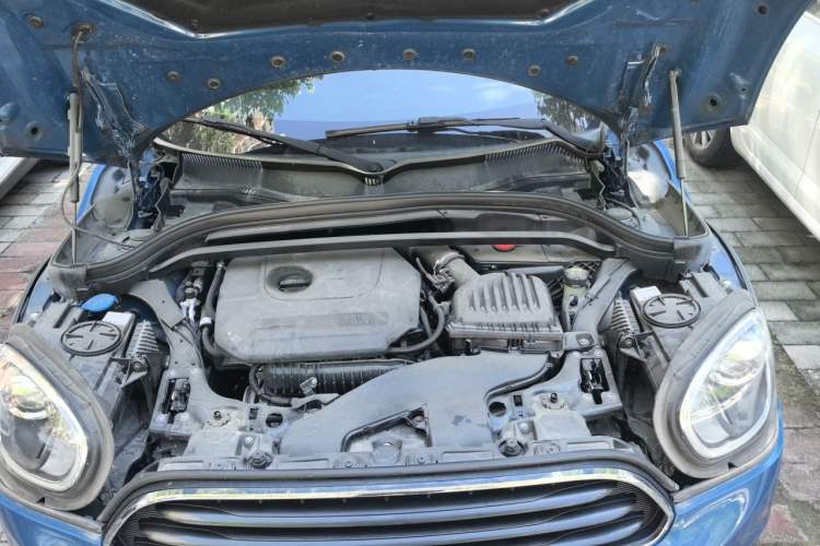 Used MINI Countryman 2019 1.5T COOPER ALL4 Artist Weekend Travel Edition Engine Bay