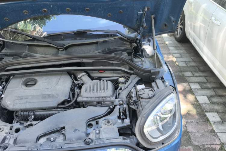 Used MINI Countryman 2019 1.5T COOPER ALL4 Artist Weekend Travel Edition Engine Bay Left