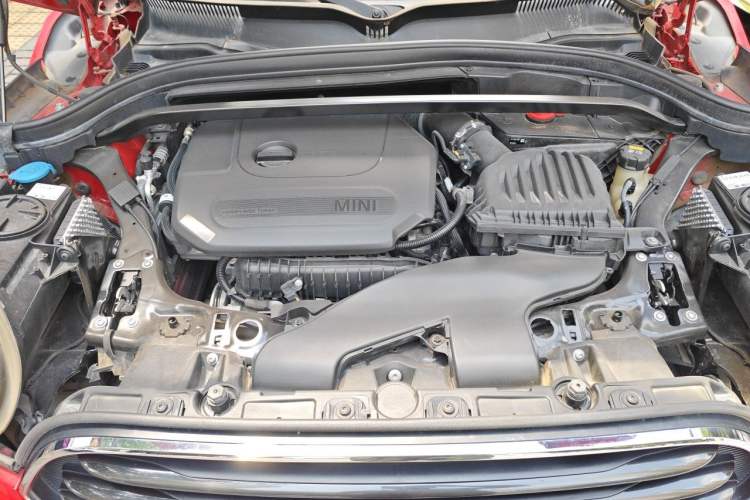 Used MINI Countryman 2019 1.5T COOPER Classic Weekend Edition Engine Bay