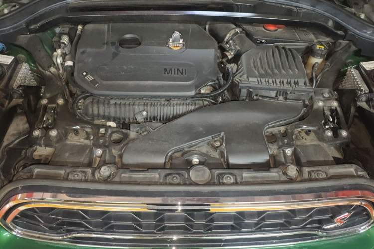 Used MINI Countryman 2019 2.0T COOPER S ALL4 Artist Engine Bay