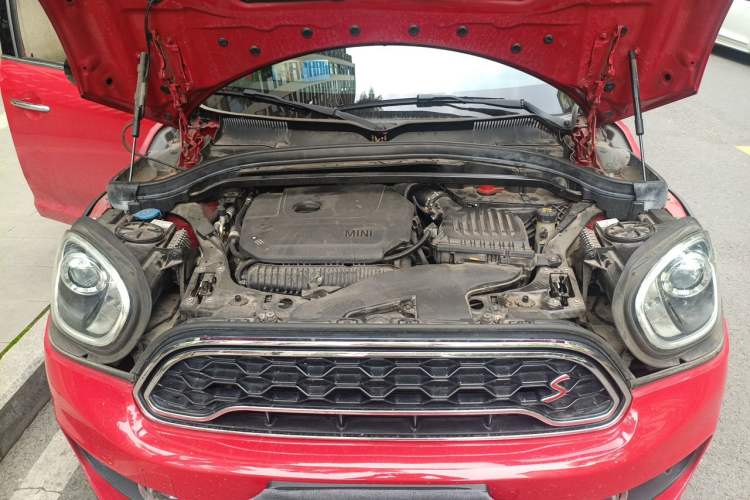 Used MINI Countryman 2019 2.0T COOPER S ALL4 Artist Engine Bay