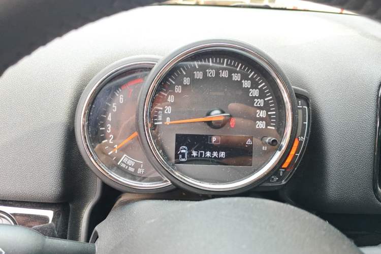 Used MINI Countryman 2019 1.5T COOPER Classic Weekend Edition Instrument Cluster