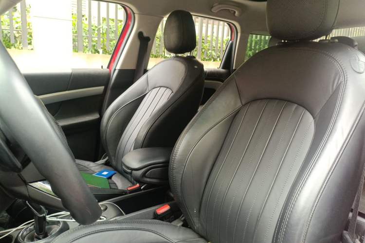Used MINI Countryman 2019 2.0T COOPER S ALL4 Artist Left Front Seat