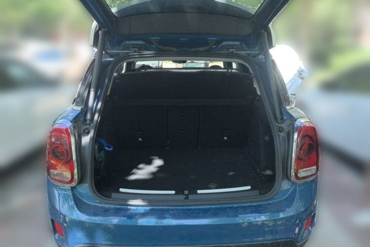 Used MINI Countryman 2019 1.5T COOPER ALL4 Artist Weekend Travel Edition Trunk