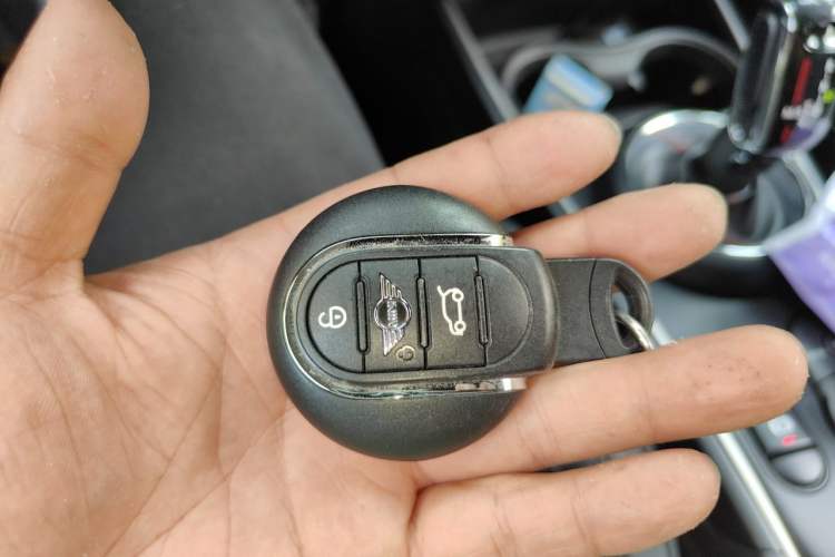 Used MINI Countryman 2019 2.0T COOPER S ALL4 Artist Vehicle Key