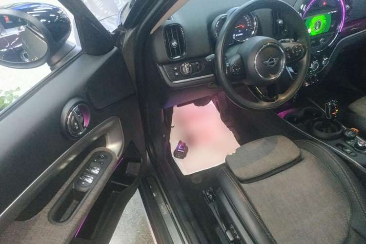 Used MINI Countryman 2019 1.5T COOPER ALL4 Classic Weekend Travel Edition Driver Seat