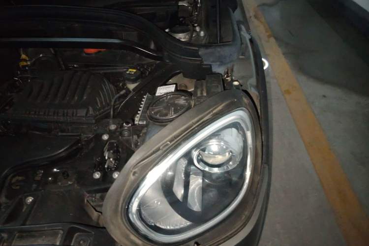 Used MINI Countryman 2019 1.5T COOPER ALL4 Classic Weekend Travel Edition Engine Bay Left