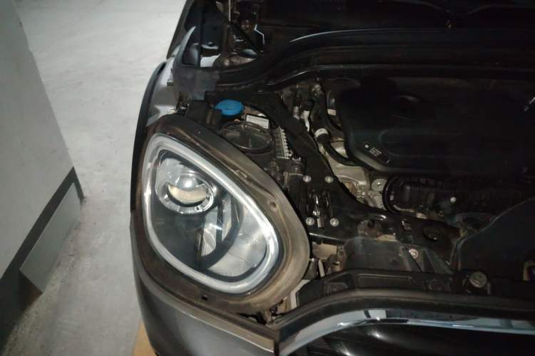 Used MINI Countryman 2019 1.5T COOPER ALL4 Classic Weekend Travel Edition Engine Bay Right