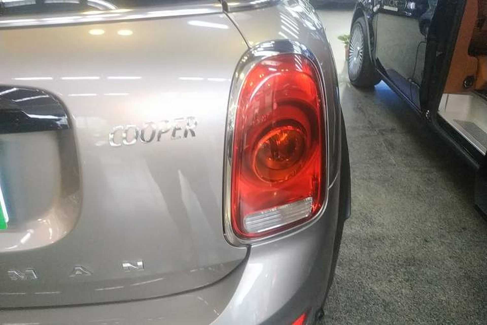 Used MINI Countryman 2019 1.5T COOPER ALL4 Classic Weekend Travel Edition Exterior 2