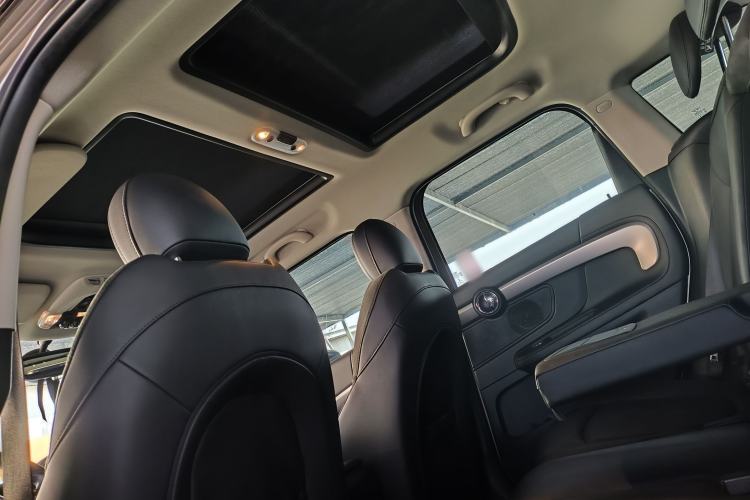 Used MINI Countryman 2019 1.5T COOPER ALL4 Artist Weekend Travel Edition Interior 1