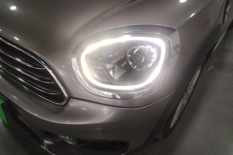 Used MINI Countryman 2019 1.5T COOPER Artist Weekend Travel Edition Left Front Headlight