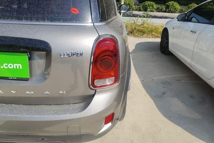Used MINI Countryman 2019 1.5T COOPER ALL4 Classic Weekend Travel Edition Right Rear Taillight