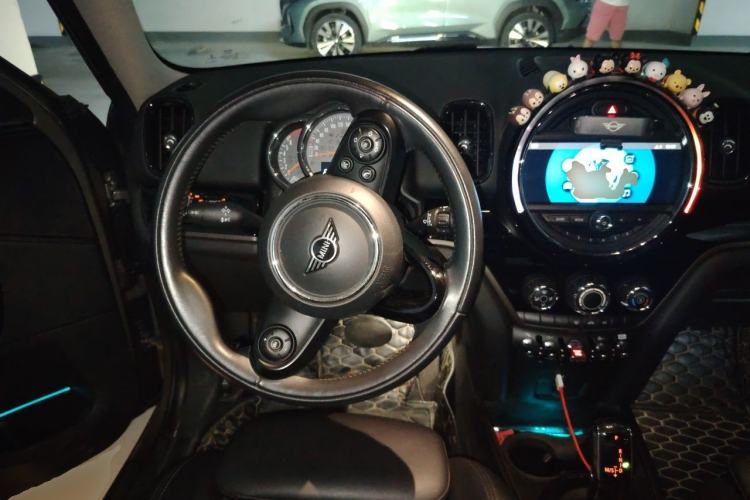 Used MINI Countryman 2019 1.5T COOPER ALL4 Classic Weekend Travel Edition Steering Wheel