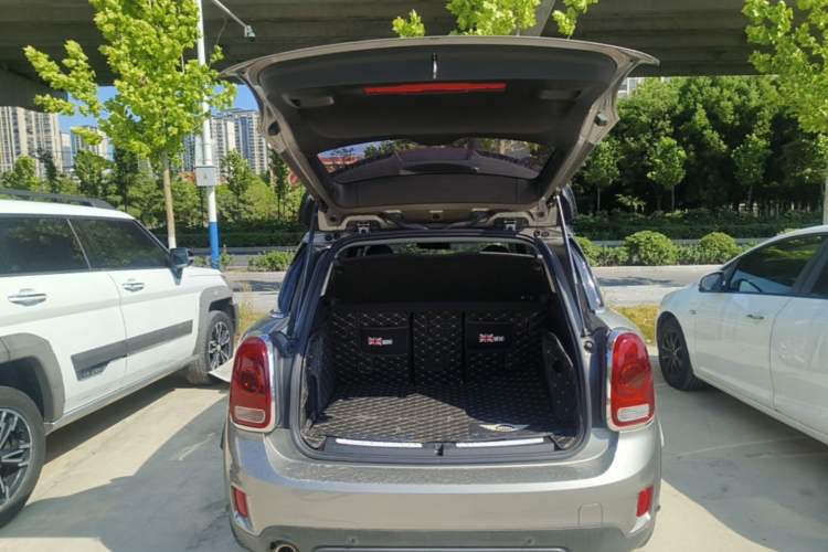 Used MINI Countryman 2019 1.5T COOPER ALL4 Classic Weekend Travel Edition Trunk